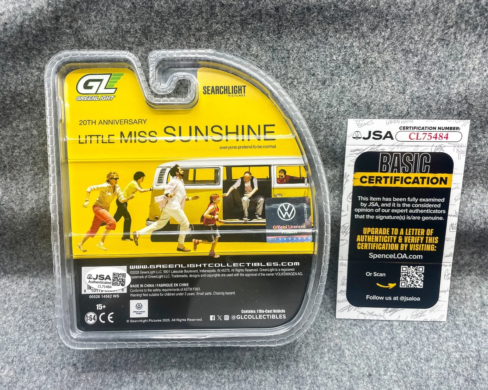 Abigail Breslin — Abigail Breslin Signed LITTLE MISS SUNSHINE 20th Anniv VW T2 Bus EXACT Proof JSA, image 4