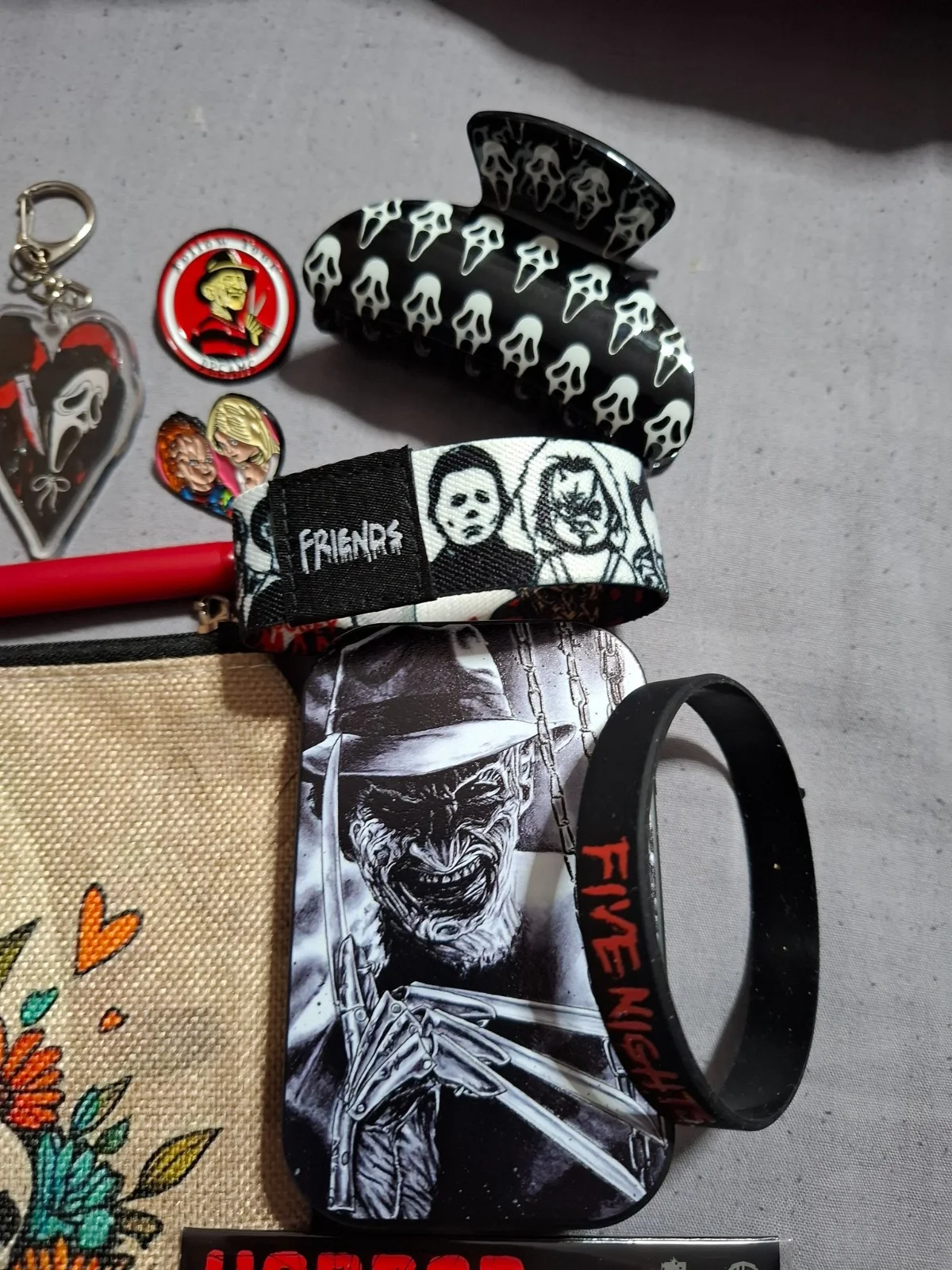 Mega Bundle Box - 20 HORROR movie merchandise items (£5 off!), image 4
