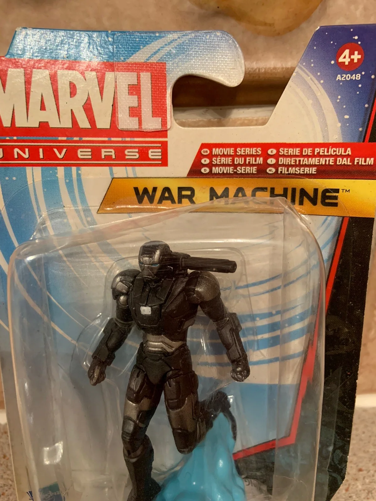 New/ Sealed Marvel Universe Classic Series 2.5" WAR MACHINE Figure by Hasbro, image 2