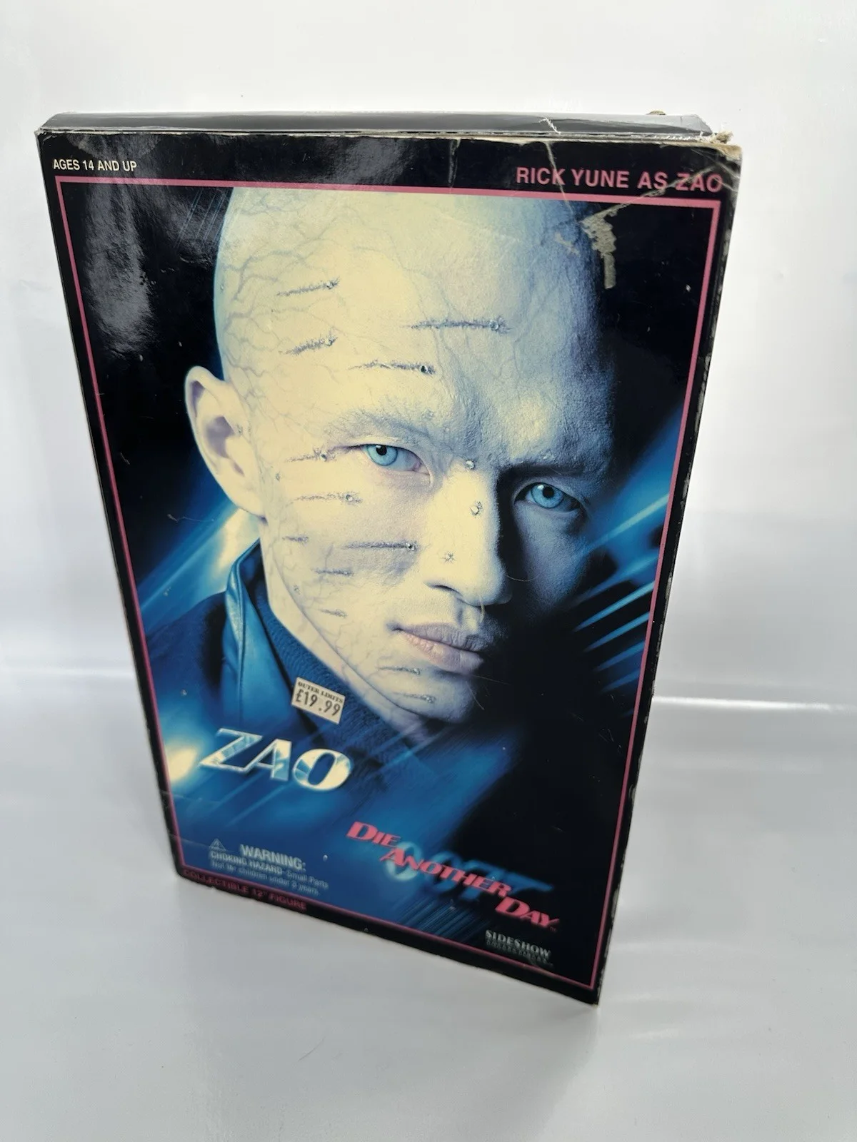 Die Another Day Zao Large Figure Never Been Out Of Box Free Uk P&p, изображение 2
