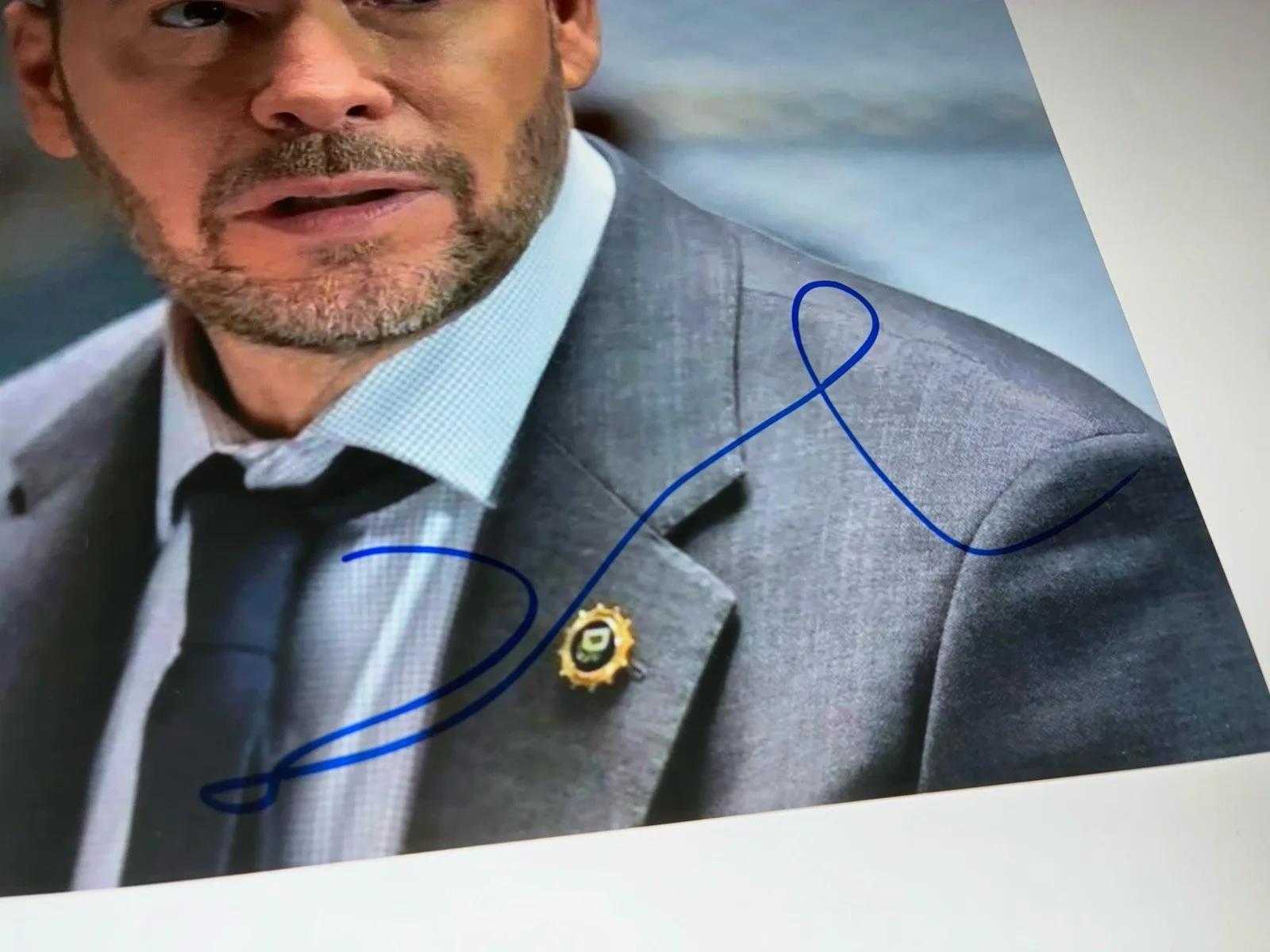 Donnie Wahlberg Blue Bloods Television Show Autograph 8x10 (proof photo) Signed, изображение 2