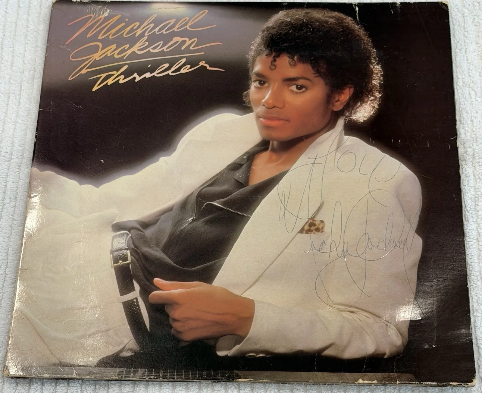 Michael Jackson Signed “Thriller” Promo Album PSA/DNA COA - “Love” Inscription, изображение 4