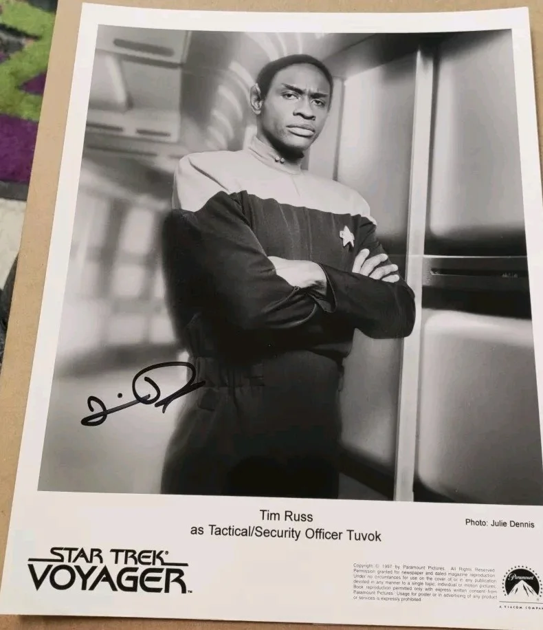 Tim Russ — Tim Russ Signed 8X10 Photo Star Trek Voyager As Tuvok Autograph