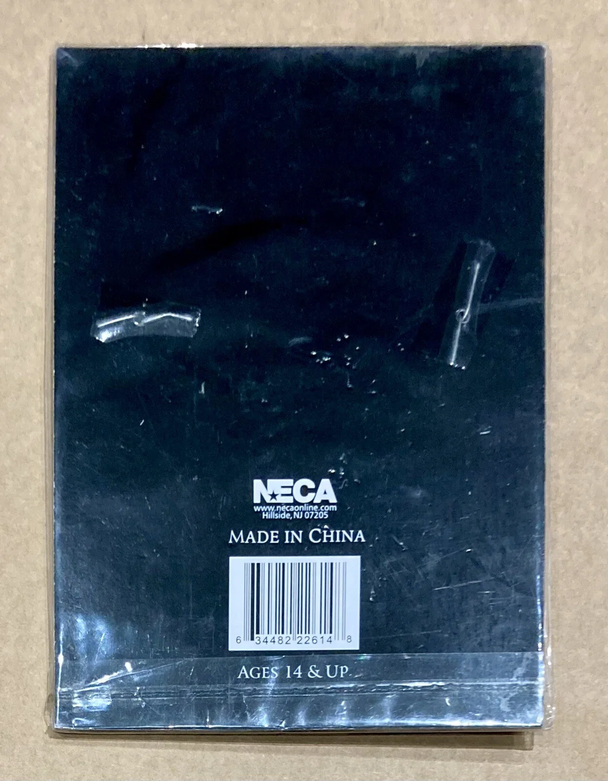 The Twilight Saga - Eclipse - RARE - Bella’s Wolf & Heart Bracelet - NECA, image 2
