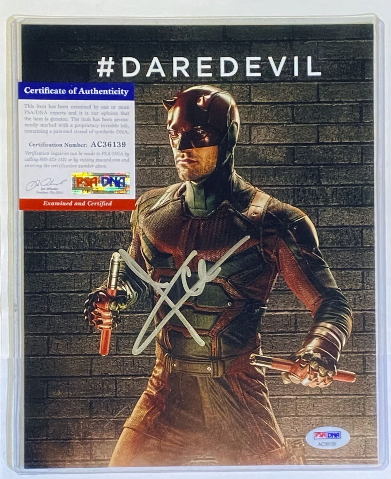 CHARLIE COX — Daredevil Born Again Charlie Cox Signed 8x10 Photo Marvel Autograph PSA/DNA COA, image 2