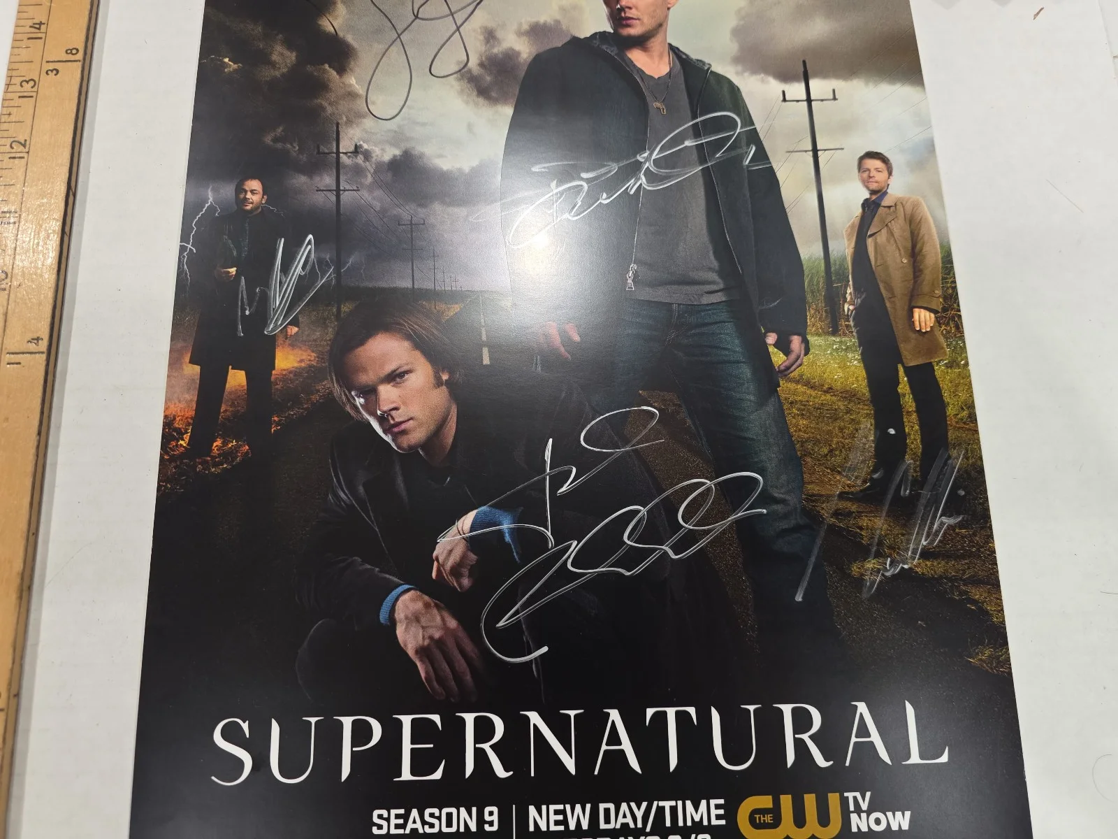 Supernatural Signed Cast 11x17 Poster 6 Autos Carver, Singer, Collins JSA LOA #2, изображение 3