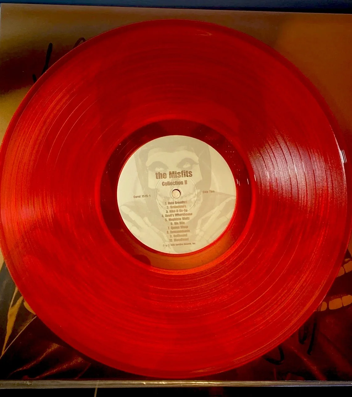 MISFITS COLLECTION II SIGNED BY JERRY ONLY BLOOD RED VINYL 1ST PRESSING UNPLAYED, image 2