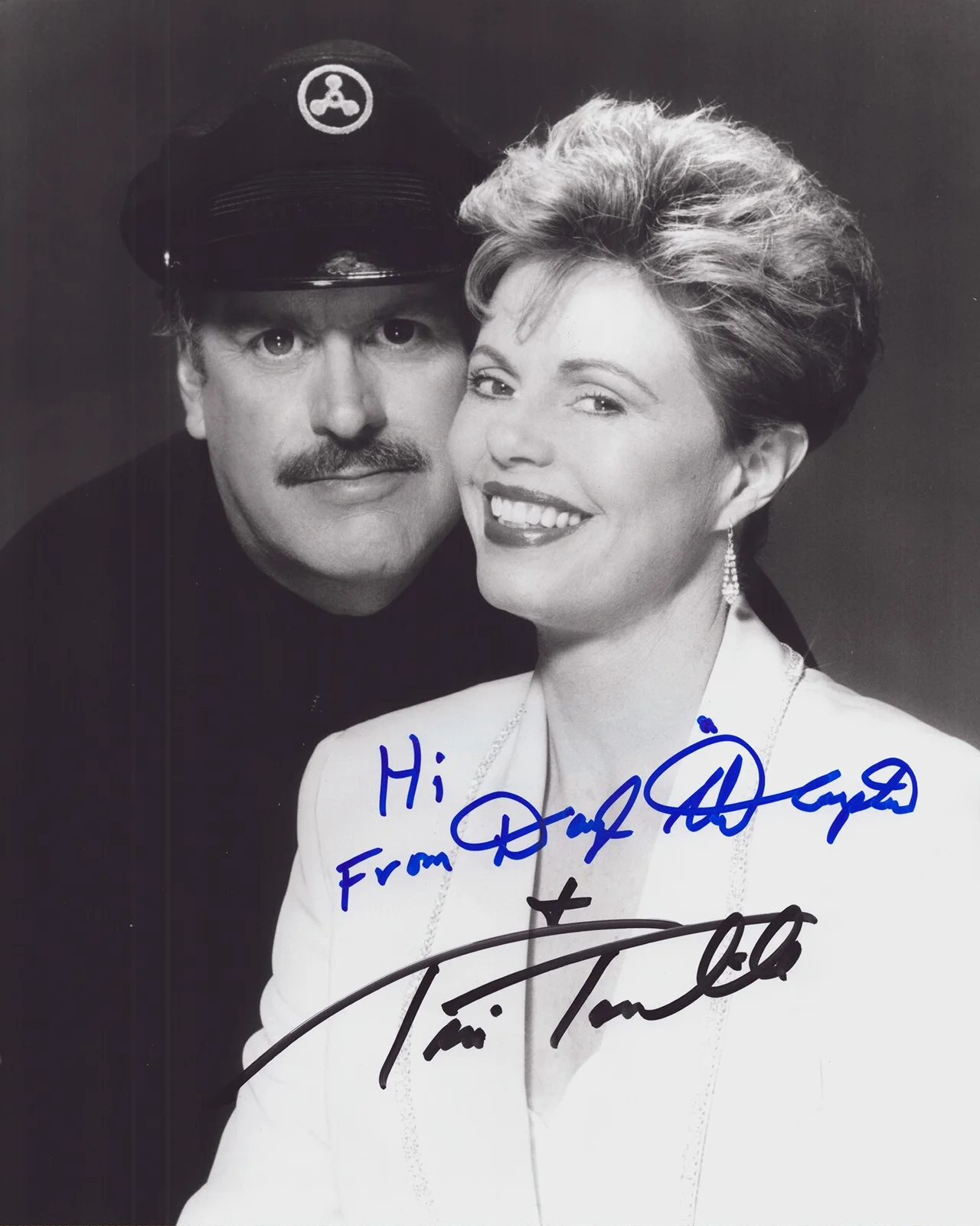 Captain & Tennille, Toni Tennille, Daryl Dragon — & TENNILLE - AUTOGRAPHED SIGNED PHOTOGRAPH WITH CO-SIGNERS