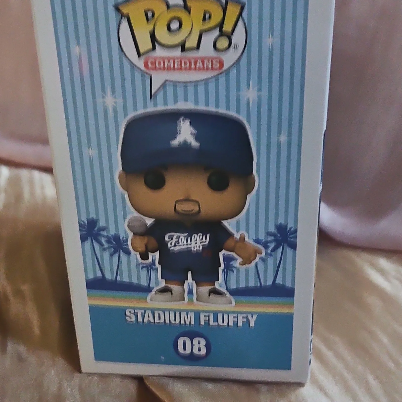 Gabriel Iglesias — Funko Pop Comedians Stadium Fluffy #08 Signed Gabriel Iglesias Vinyl Figure, изображение 3