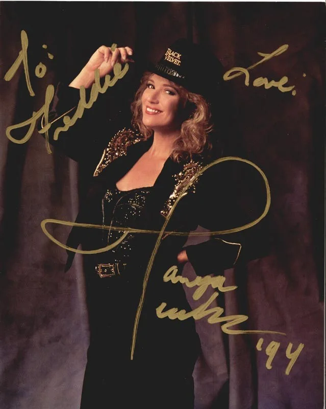 Tanya Tucker — TANYA TUCKER - AUTOGRAPHED INSCRIBED PHOTOGRAPH 1994