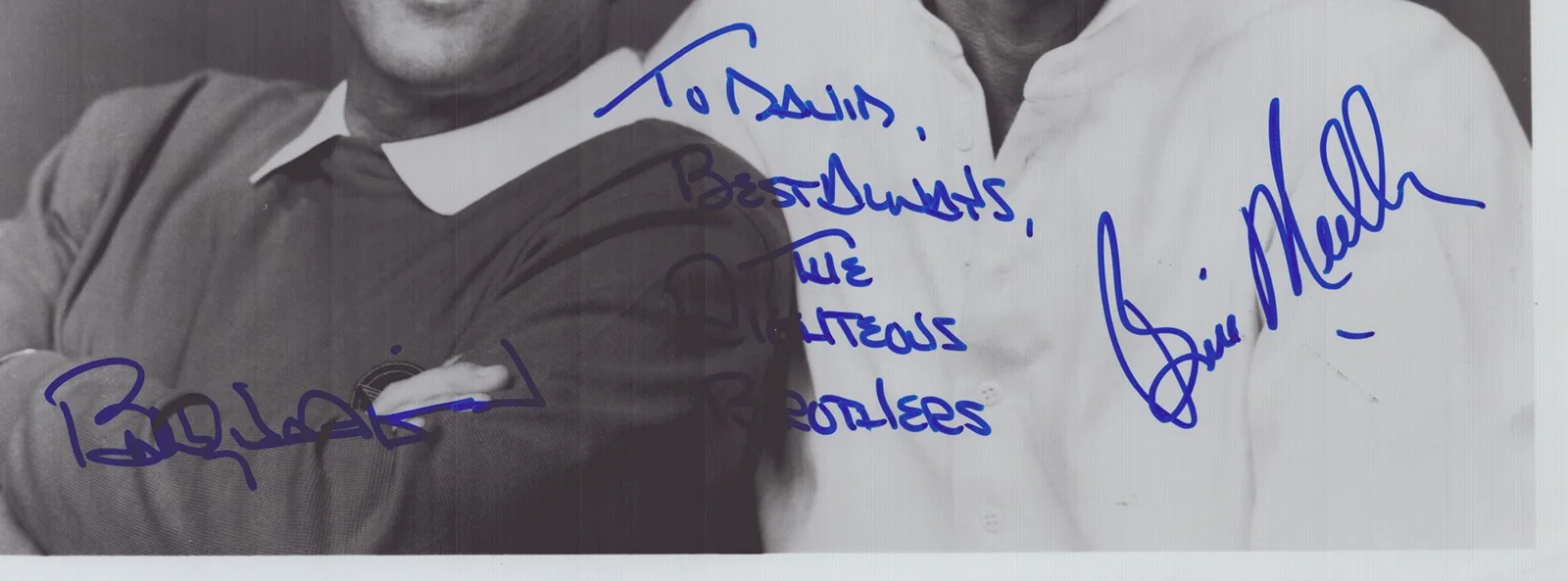 The Righteous Brothers, Bobby Hatfield, Bill Medley — THE RIGHTEOUS BROTHERS - AUTOGRAPHED INSCRIBED PHOTOGRAPH WITH CO-SIGNERS, изображение 2