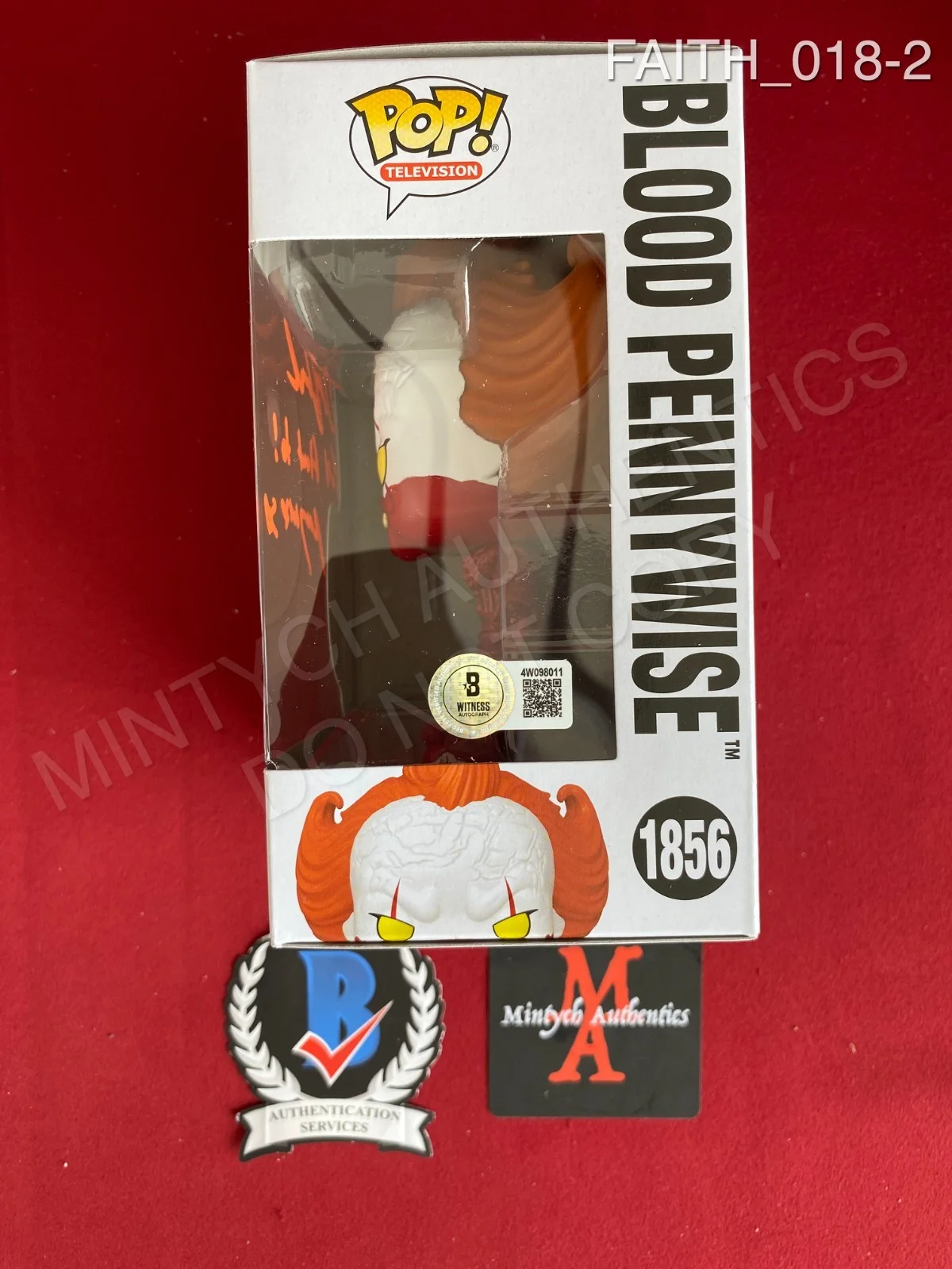 Dustin Faith — Dustin Faith signed IT: Welcome to Derry Blood Pennywise Funko Pop #1856 Beckett, изображение 2