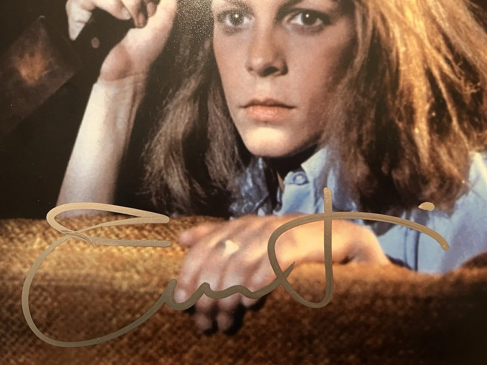 Jamie Lee Curtis — JAMIE LEE CURTIS SIGNED AUTOGRAPH 11x14 HALLOWEEN PHOTO BECKETT COA BN92314, image 2