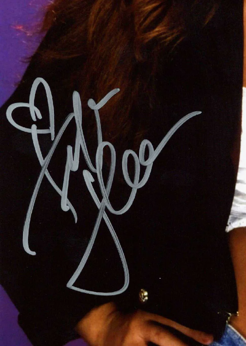 TIFFANI AMBER THIESSEN SIGNED 11x14 PHOTO 90210 SAVED BY THE BELL BECKETT BAS, image 2