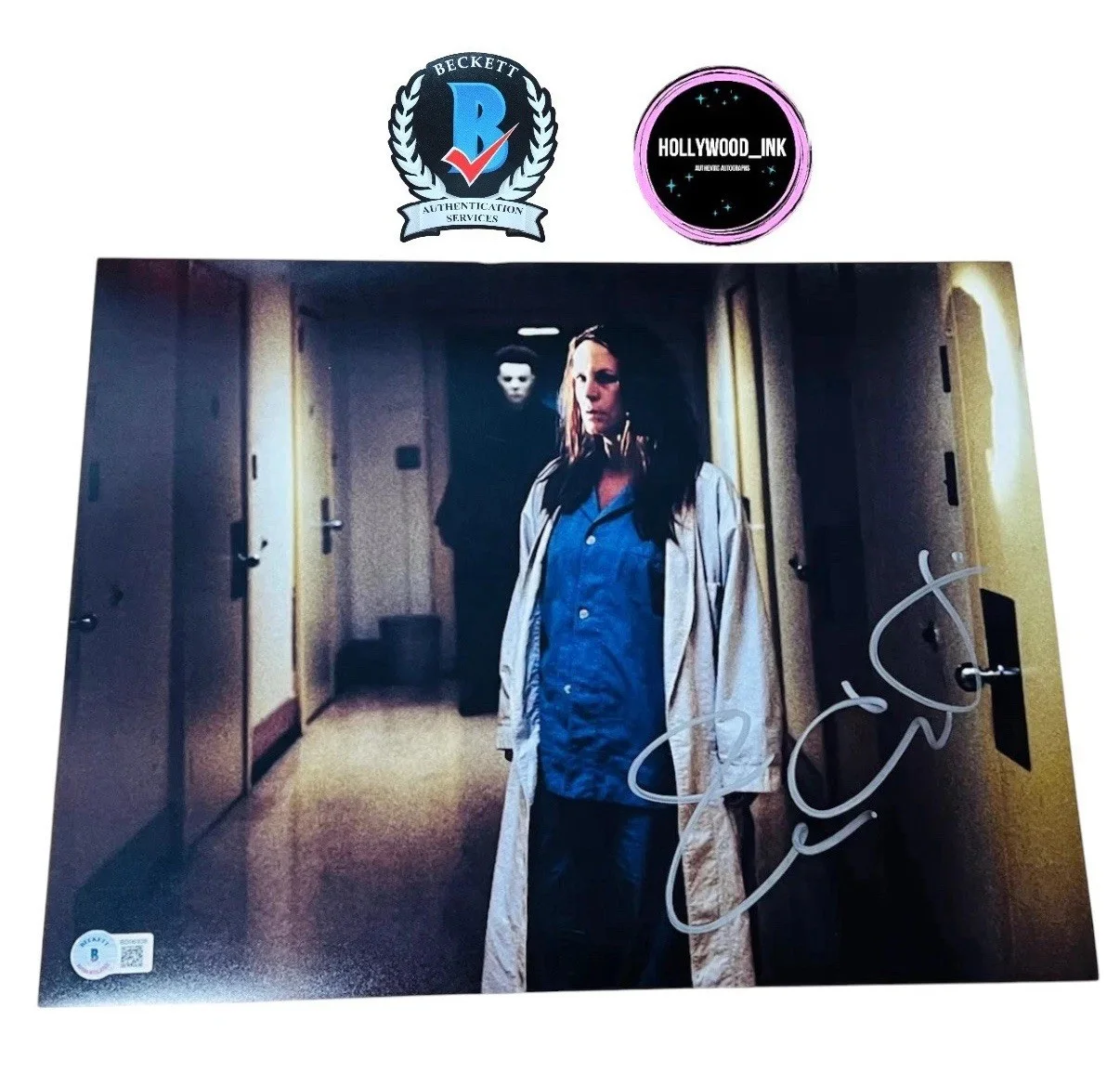 Jamie Lee Curtis — JAMIE LEE CURTIS SIGNED AUTOGRAPH 11x14 HALLOWEEN PHOTO BECKETT