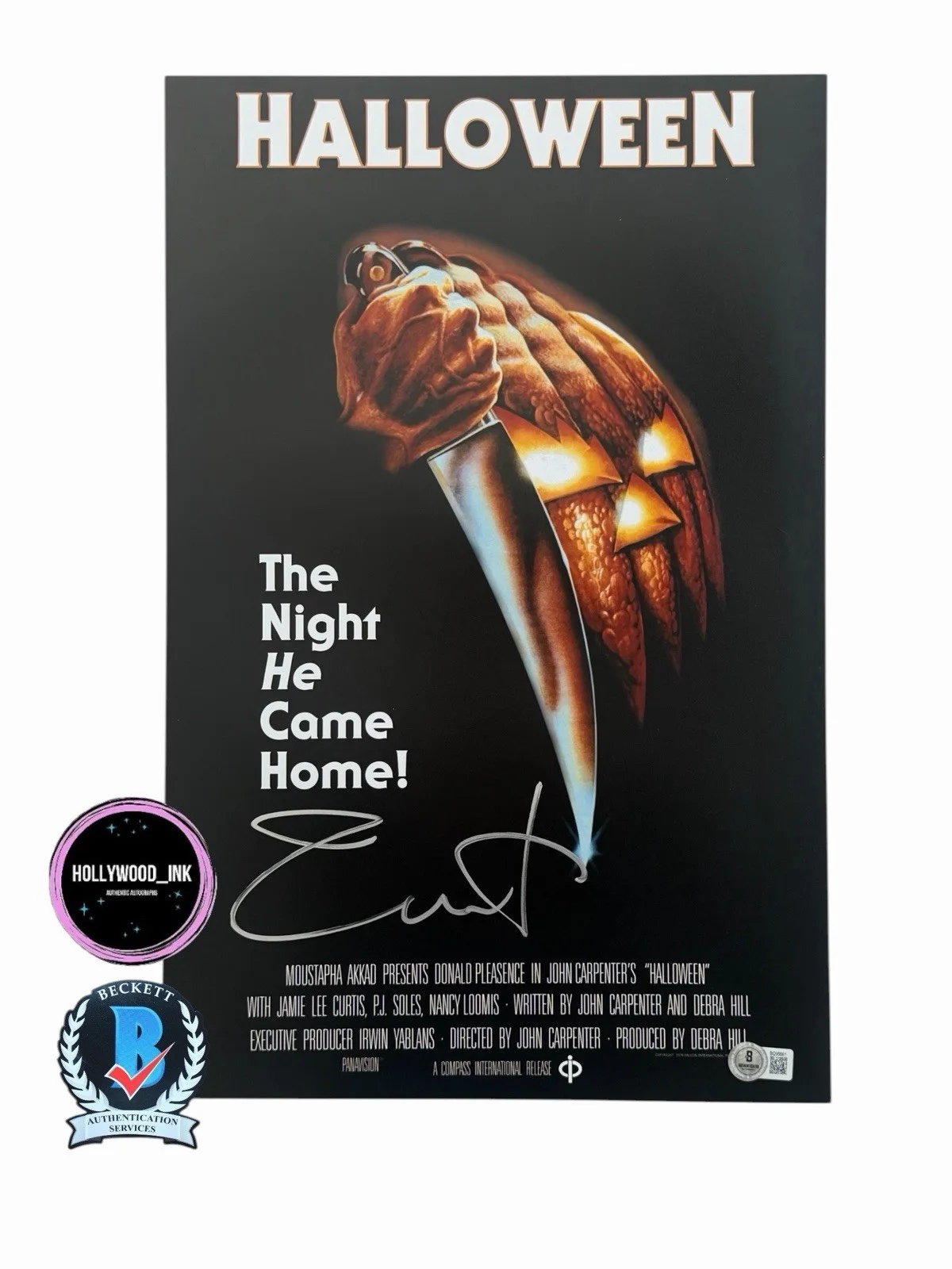 Jamie Lee Curtis — JAMIE LEE CURTIS SIGNED 11x17 AUTOGRAPH HALLOWEEN LAURIE STRODE BECKETT BQ95661