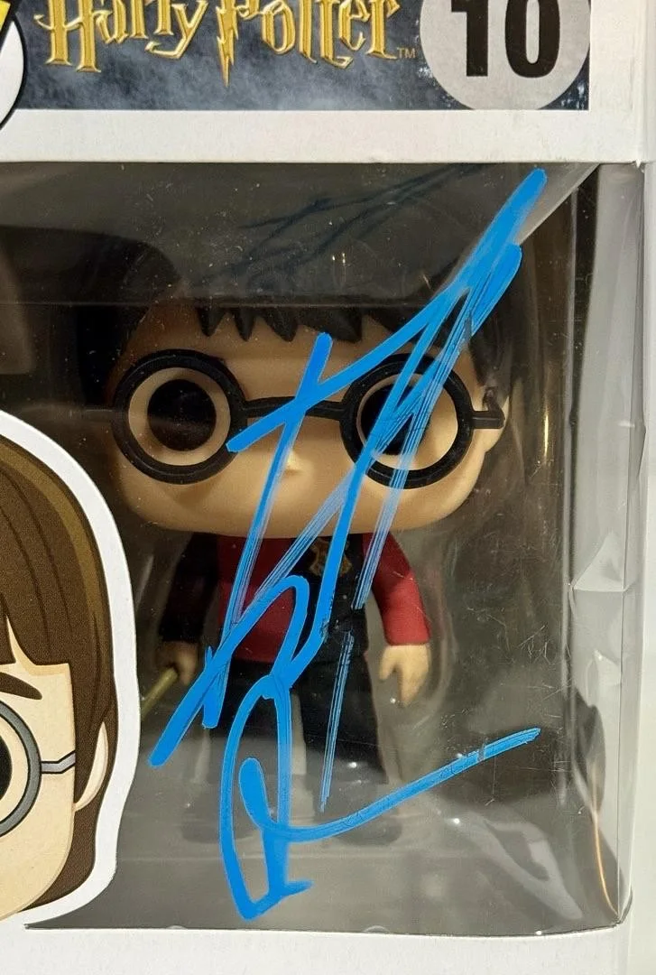 Daniel Radcliffe Signed Funko Pop #10 "Harry Potter" (Blue Paint) - Beckett COA, image 3