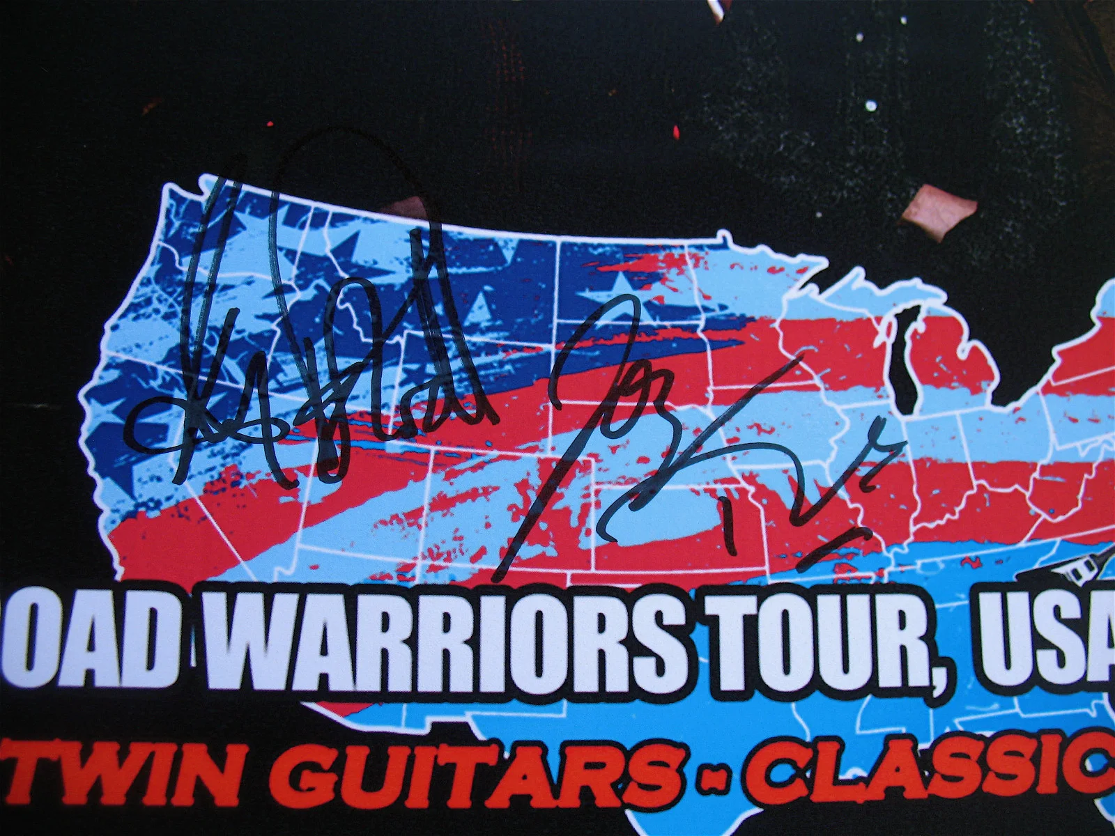 WISHBONE ASH-Autographed Concert Poster-2015 Tour-Andy Powell-Gibson Flying V, изображение 2