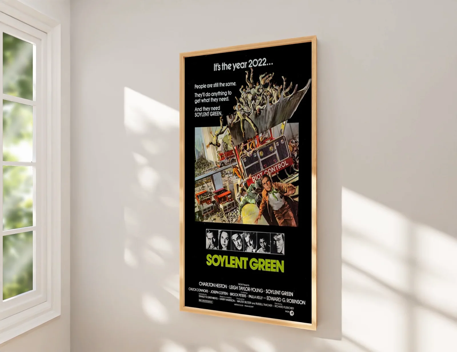 Soylent Green 1973 Dystopian Film - Restored 27.2" x 41" US One Sheet Poster, изображение 2