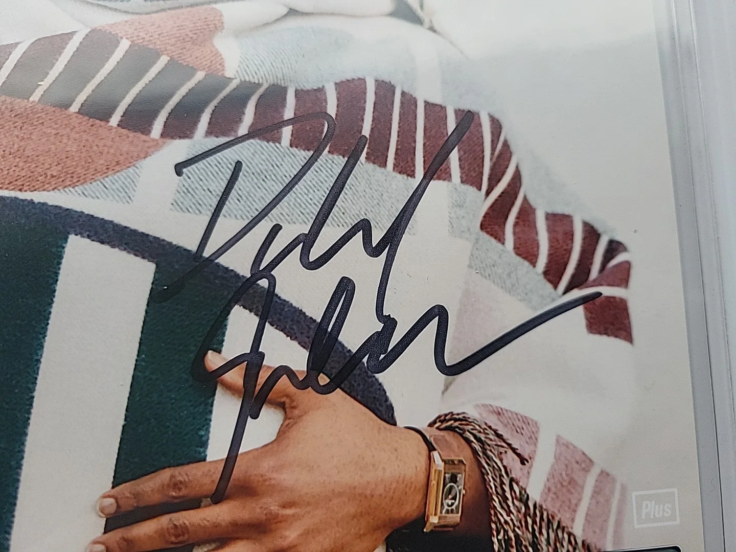 Donald Glover — DONALD GLOVER Actor and Musician Hand-Signed Autographed 8x10 Photograph W/COA, image 2