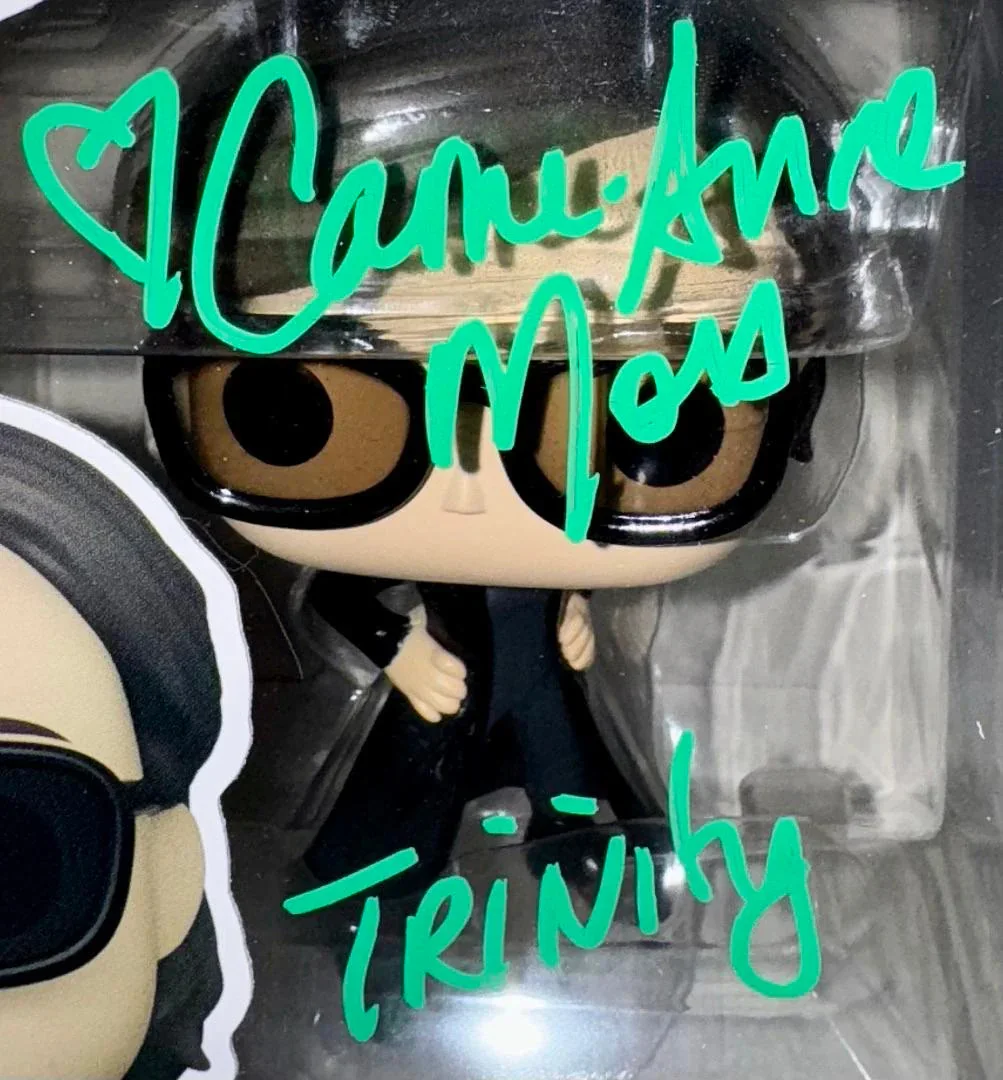 Carrie Anne Moss Signed Funko Pop #1173 "Trinity" (Matrix) - Official Pix #01, изображение 3