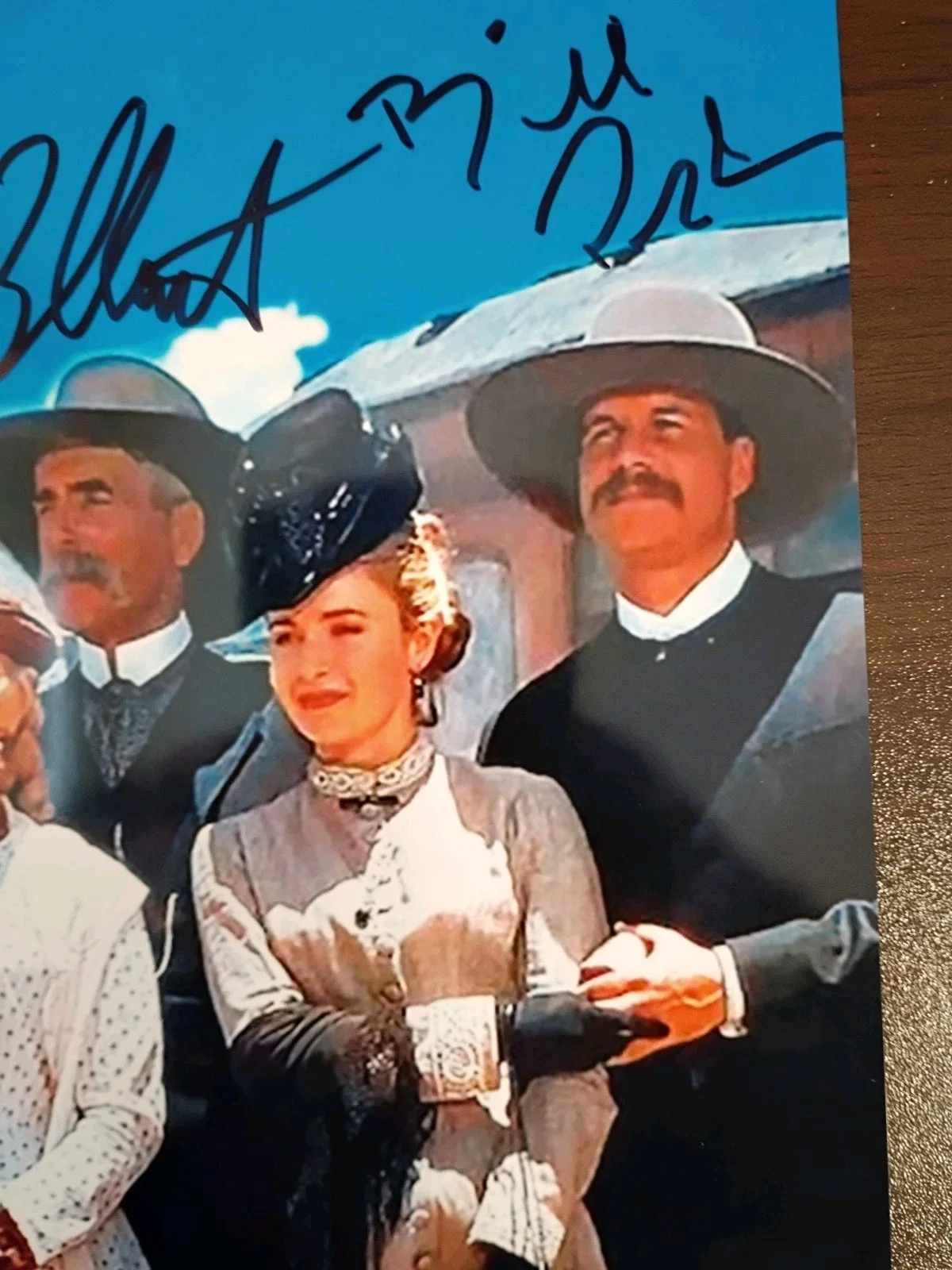 Kurt Russell Sam Elliott Bill Paxton — Kurt Russell Sam Elliott Bill Paxton Tombstone Signed 8x10 with COA, image 4