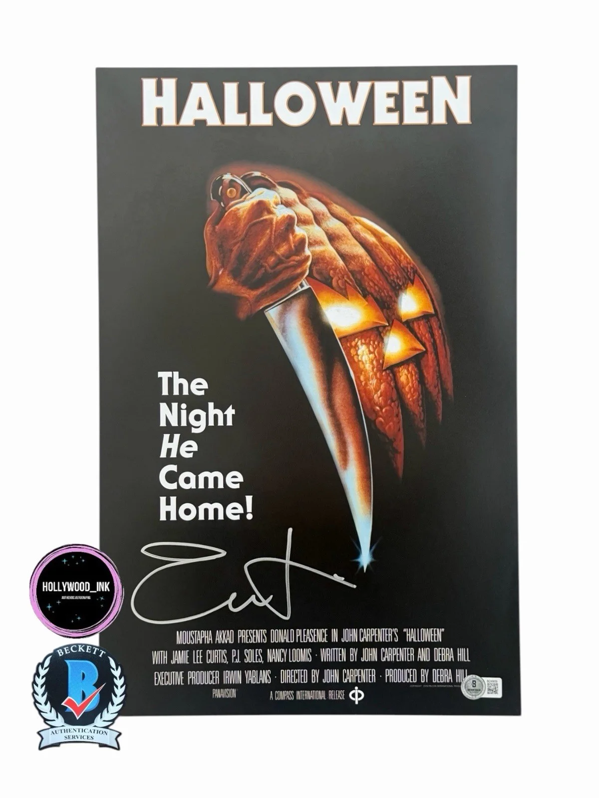 Jamie Lee Curtis — JAMIE LEE CURTIS SIGNED 11x17 AUTOGRAPH HALLOWEEN LAURIE STRODE BECKETT BQ95659