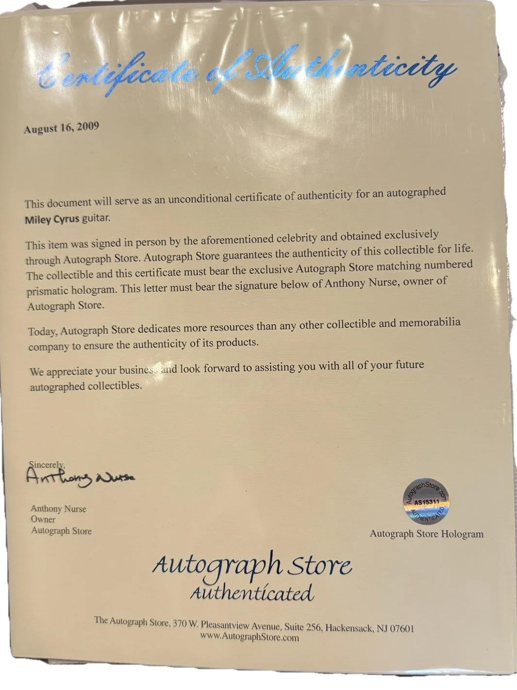 Miley Cyrus Signed Electric Guitar Sunburst w/COA Autographed Hannah Montana Era, изображение 4