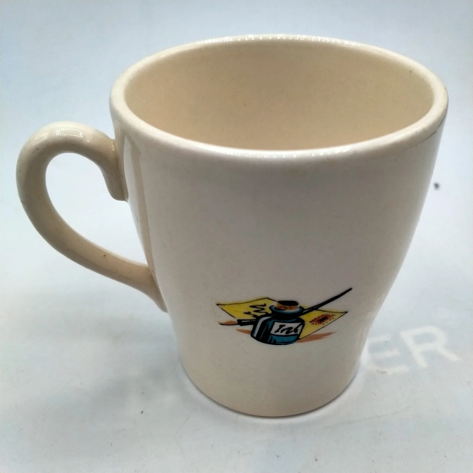 Vintage The Postman Ceramic Mug Made in England Collectable, image 3