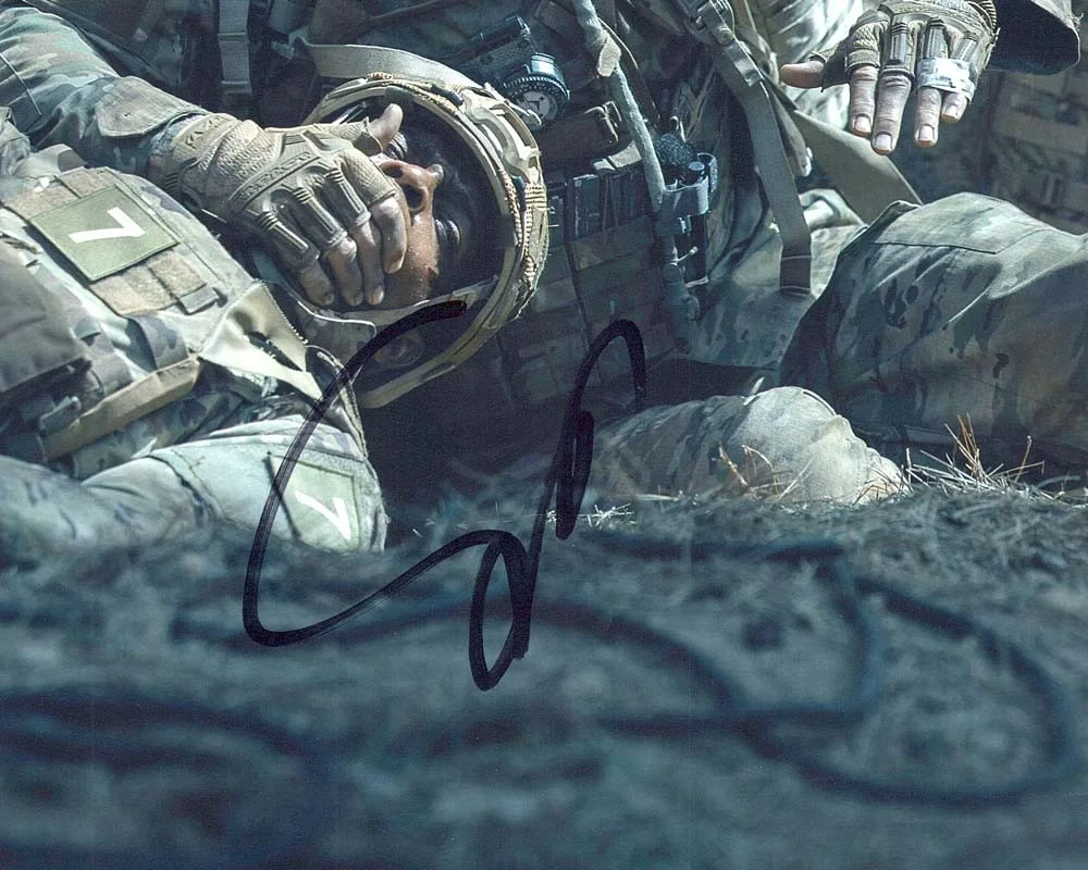 STEPHAN JAMES — Stephan James signed "WAR MACHINE" 8x10 Photo PROOF a AUTO 7 Alan Ritchson COA, image 3