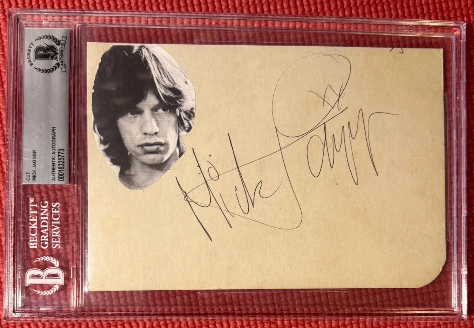 BECKETT slabbed & signed MICK JAGGER autographed 5"x 7" LARGE CUT Rolling Stones, image 2