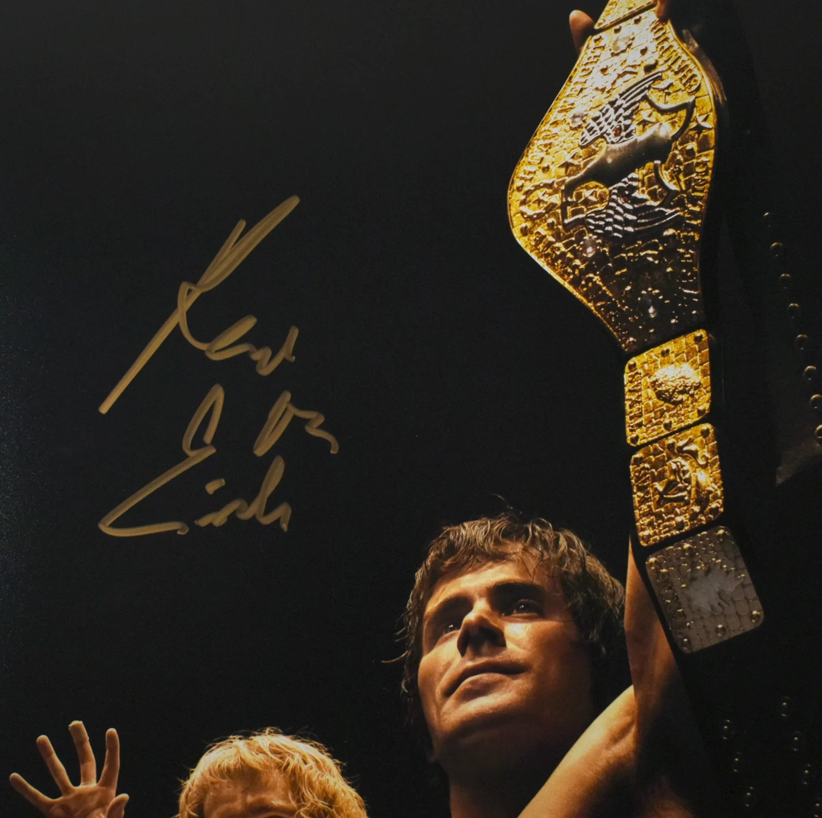 Kevin Von Erich — Kevin Von Erich Signed 16x20 The Iron Claw Movie Poster Photo - Beckett W Holo, изображение 2