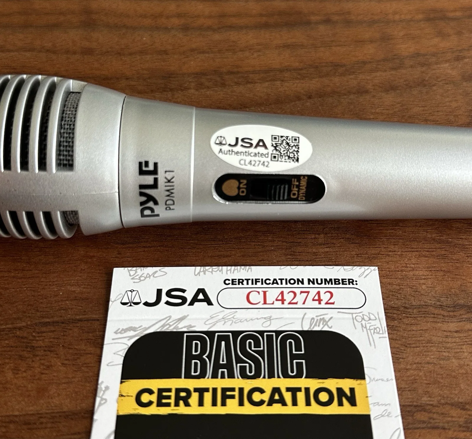 DJ Khaled Signed Autographed Microphone JSA COA American DJ Record Producer, image 2