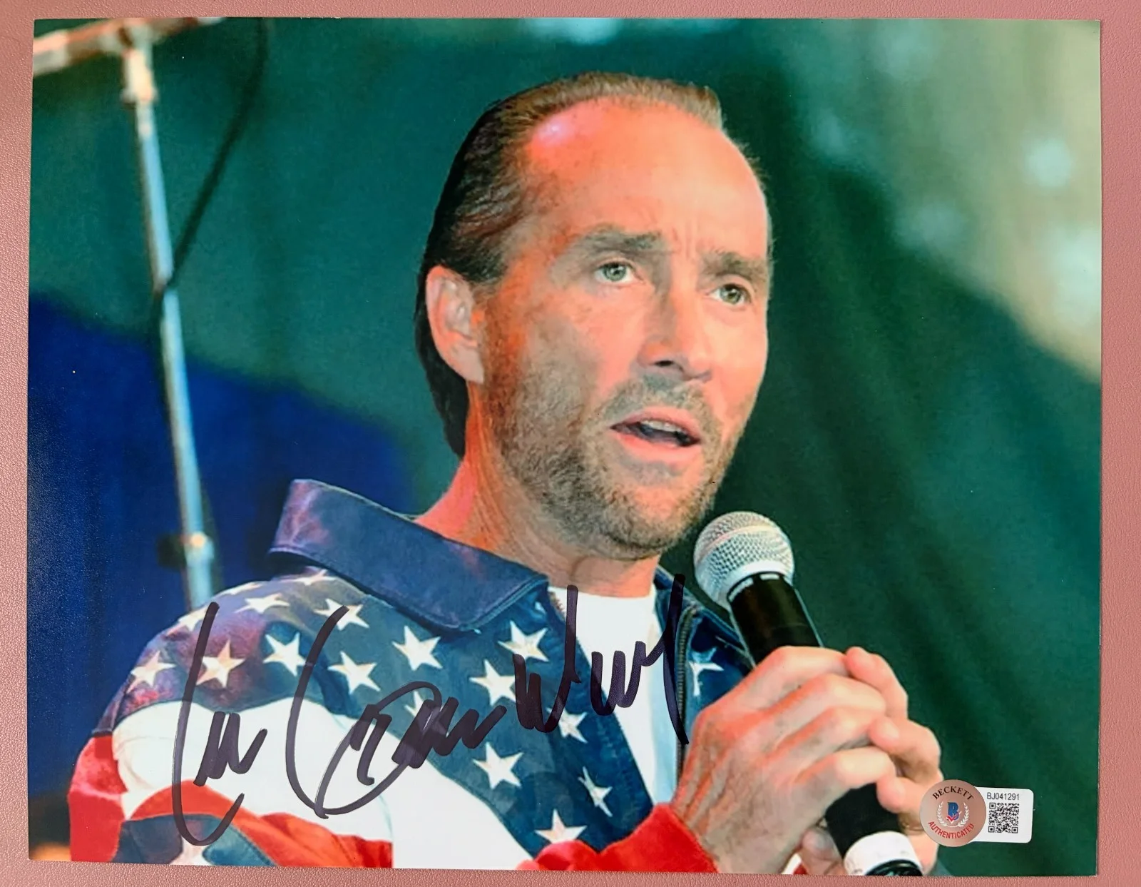 Lee Greenwood Signed (BAS) Autographed 8x10•TRUMP•USA FIRST•Beckett Certified, изображение 2