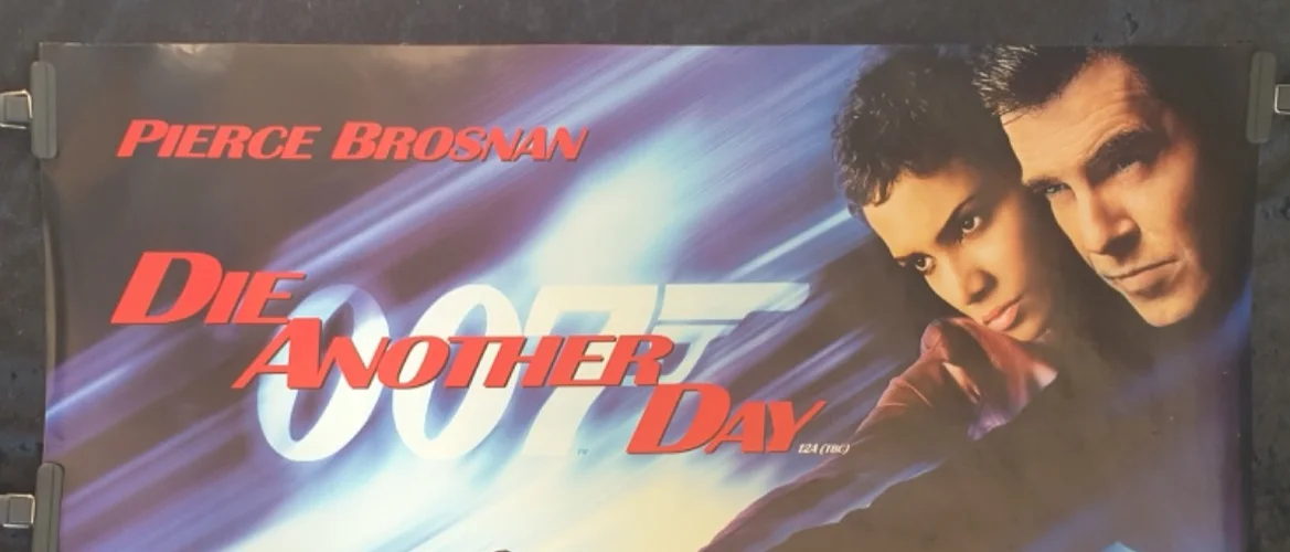 James Bond Die Another Day Original UK Quad Movie Poster Pierce Brosnan Rolled, изображение 4