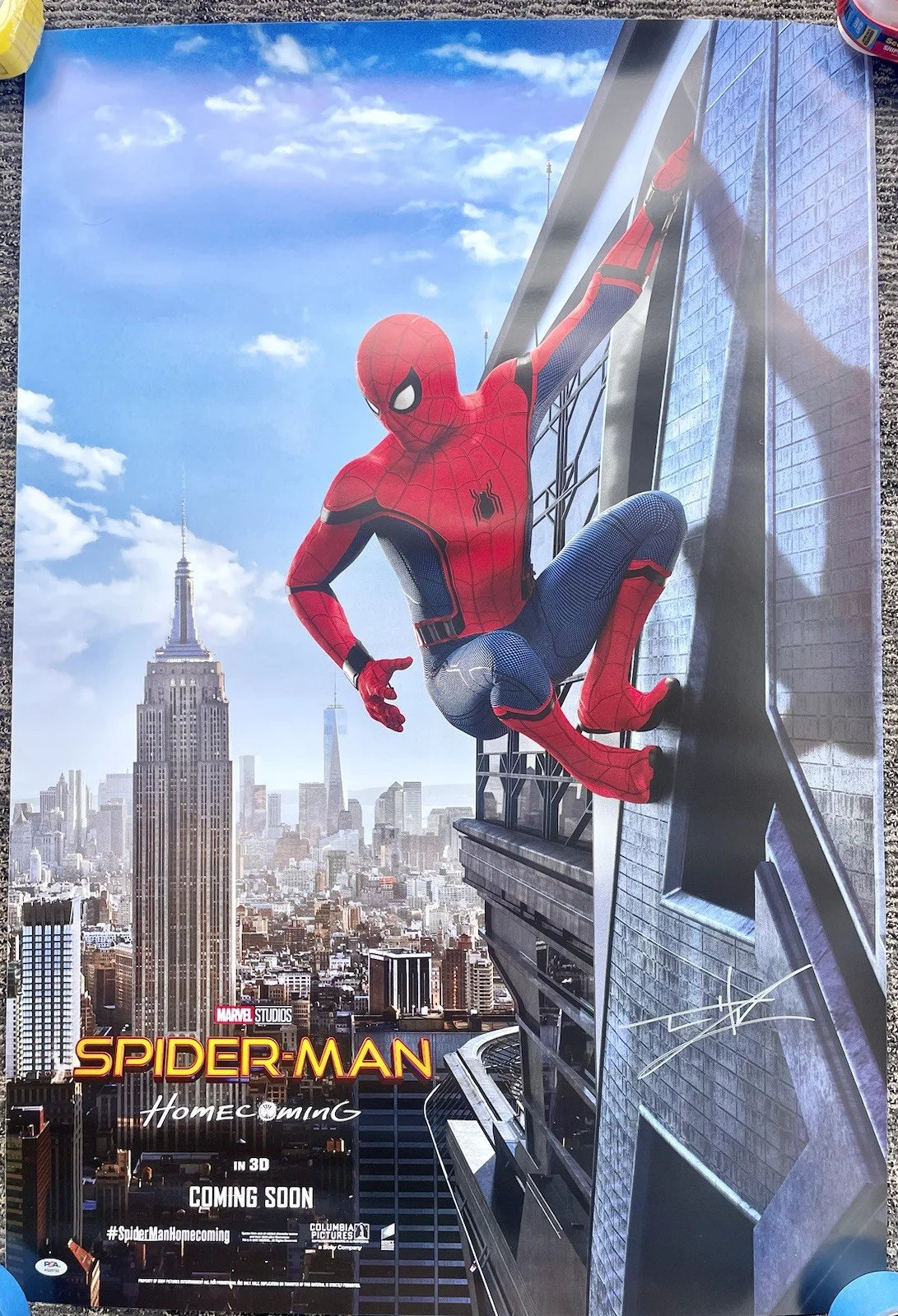 Tom Holland — Tom Holland Signed Autographed Spider-Man Homecoming 27x40 Poster Psa/Dna Coa