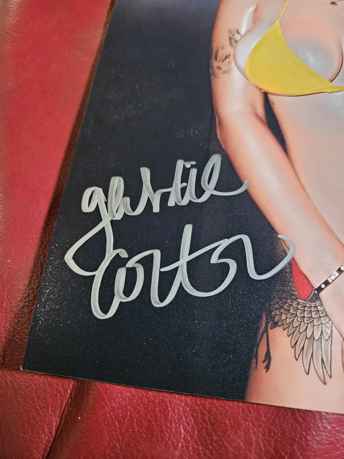 Gabbie Carter — Gabbie Carter (Adult Film Star) Signed Autograhped 8x10 Photo, изображение 2