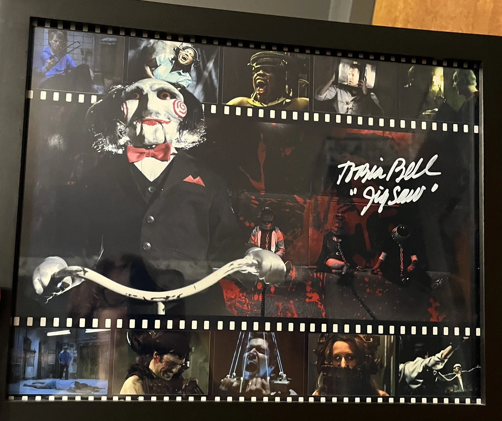 Tobin Bell — Tobin Bell SIGNED 11 x 14 Photo JIGSAW SAW Horror Movie Beckett COA