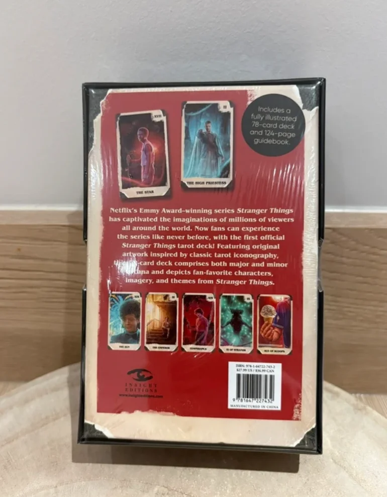 Stranger Things Tarot Cards in Box & Guidebook Netflix - Brand New, изображение 2
