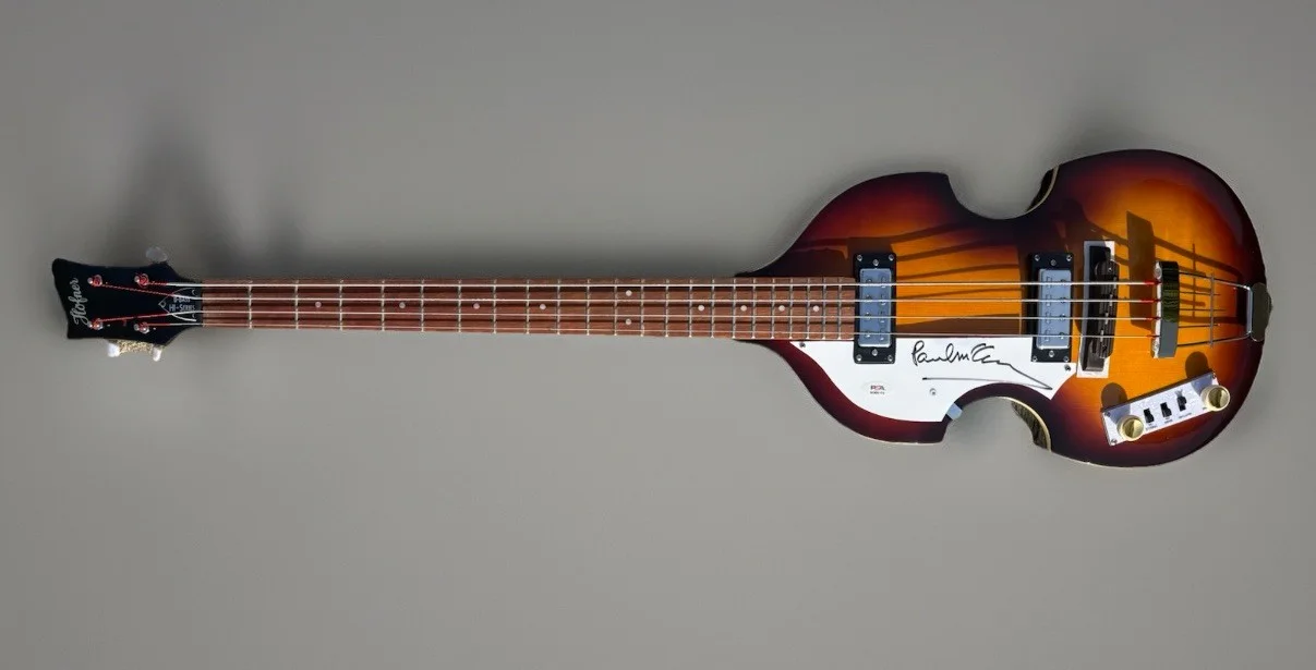 Paul McCartney Autographed Left Handed Hofner Bass Guitar PSA/DNA COA Beatles, изображение 3