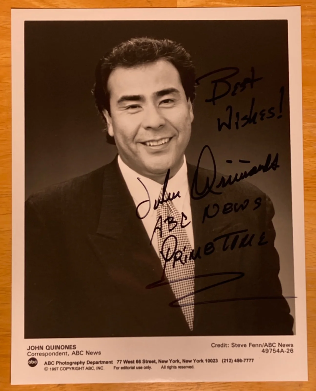 Hand SIGNED John Quinones 7x9 ABC News Press Photo (1997) Primetime Corresponden, image 2