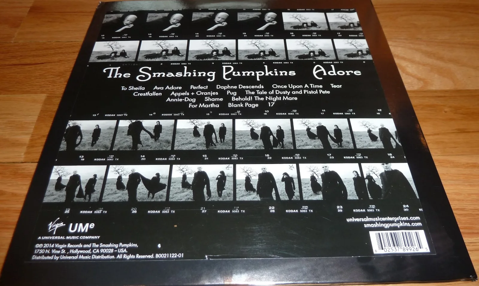 Billy Corgan — PSA/DNA BILLY CORGAN AUTOGRAPHED SMASHING PUMPKINS ADORE RECORD ALBUM AB27086, изображение 5