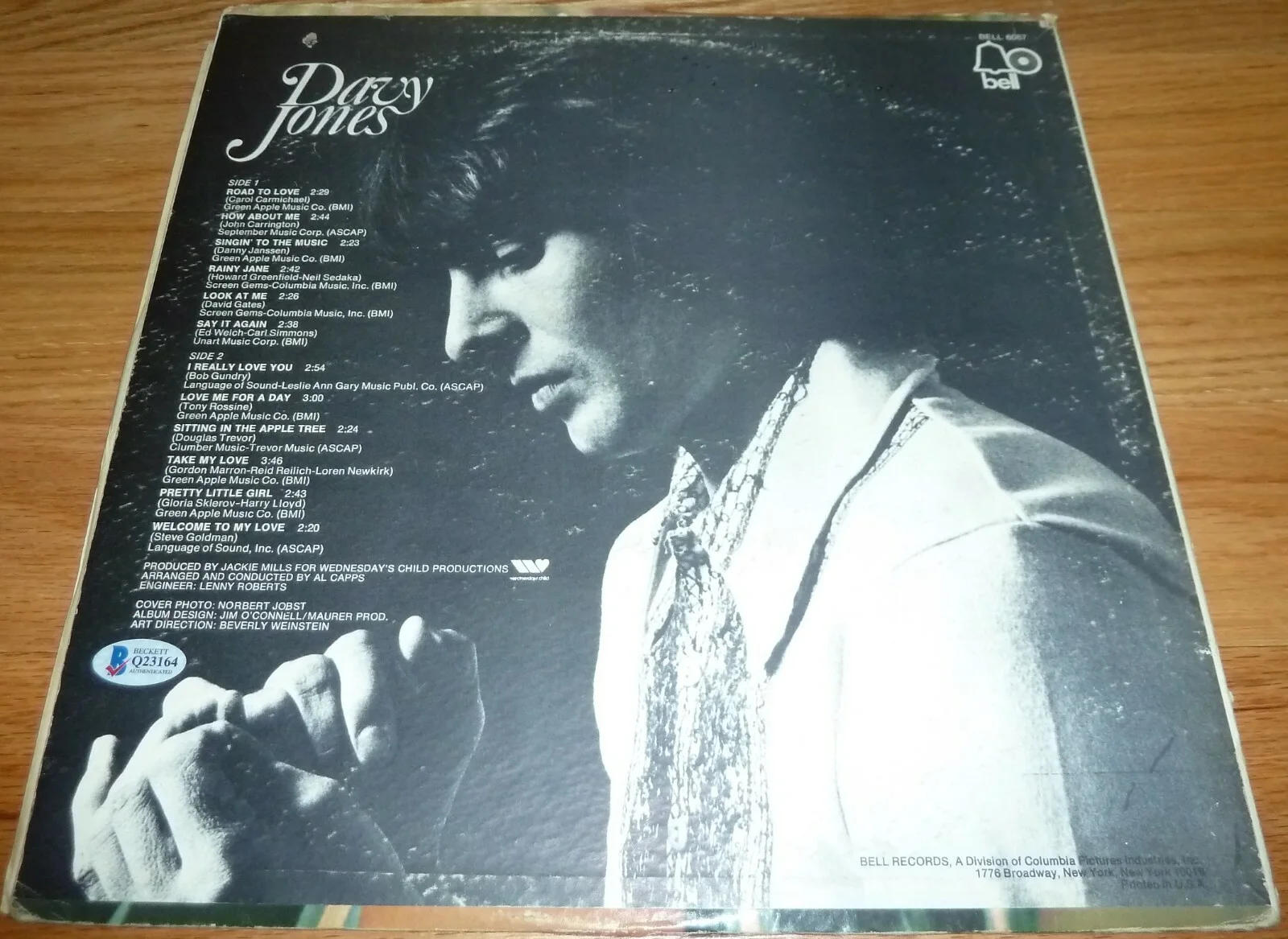 BECKETT-BAS DAVY JONES AUTOGRAPHED DAVY JONES SELF TITLED RECORD ALBUM Q23164, image 4