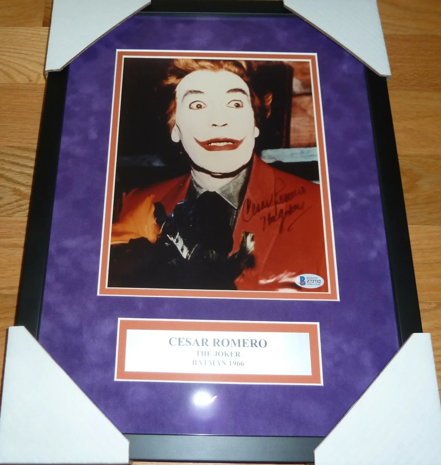 Cesar Romero — BECKETT CESAR ROMERO "THE JOKER" SIGNED VINTAGE BATMAN 8X10 PHOTO Z72732, изображение 2
