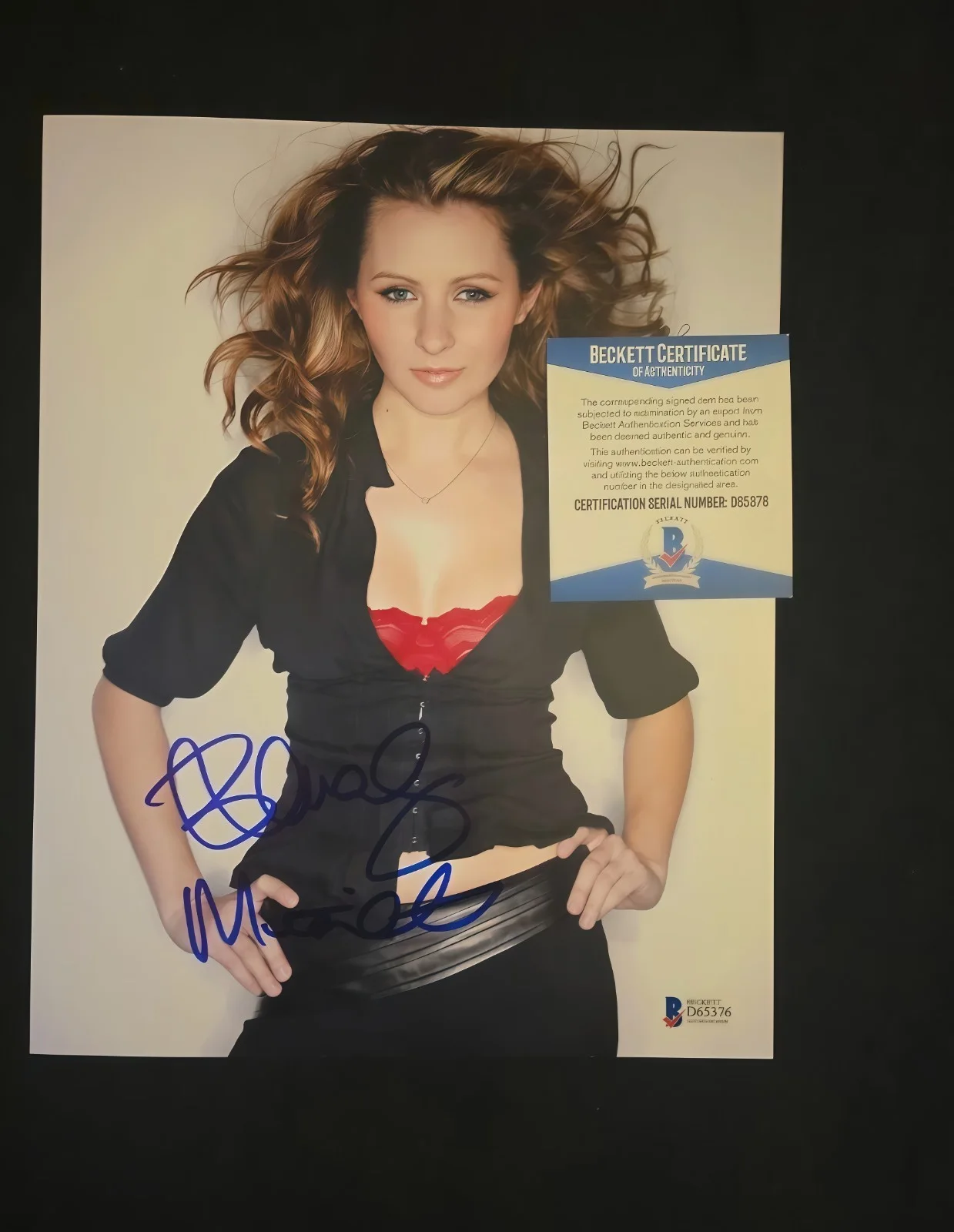 Beverley Mitchell — Beverley Mitchell Signed Beckett COA 8x10 Autographed Photo, изображение 2