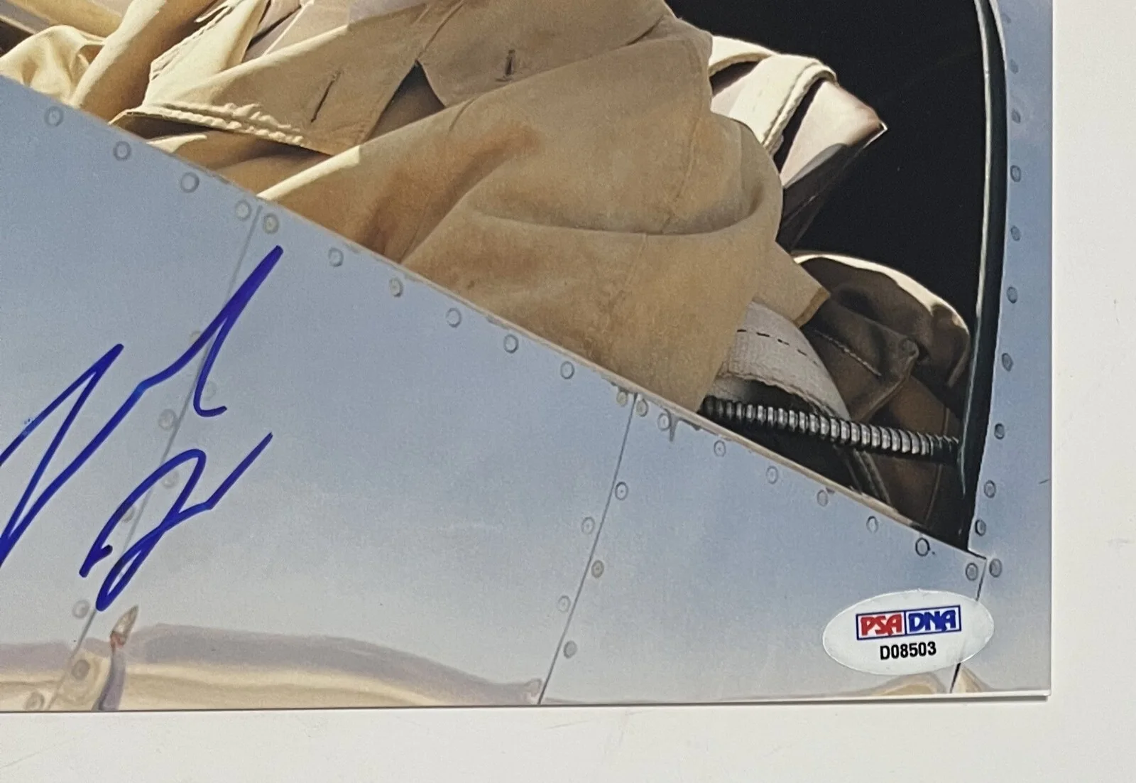 Leonardo DiCaprio — LEONARDO DICAPRIO The Aviator Signed Autographed 8x10 Movie Color Photo PSA/DNA, изображение 2