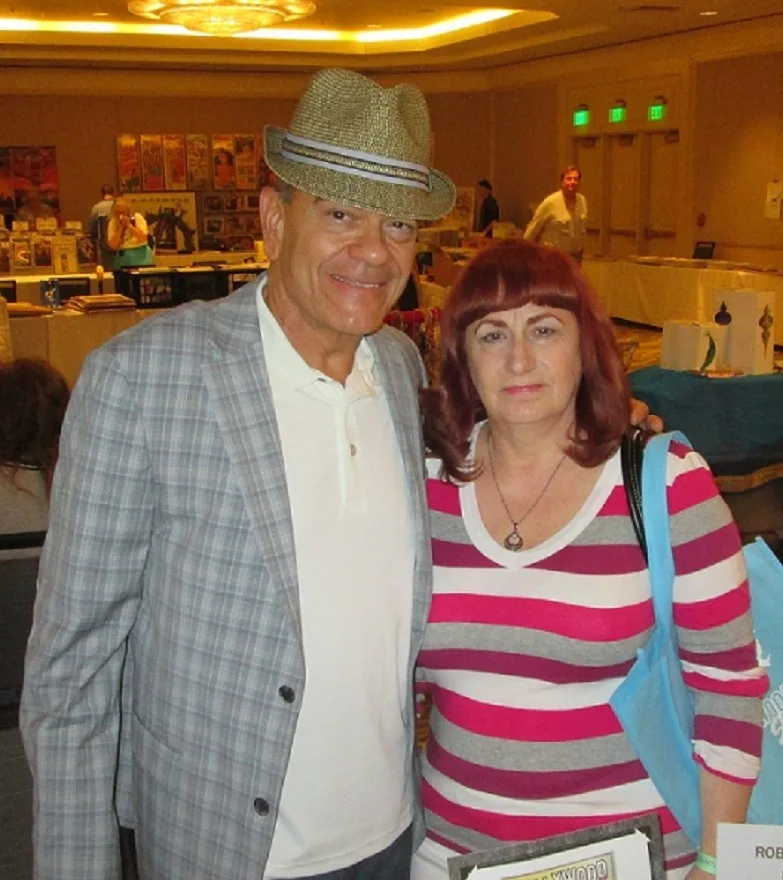 Robert Picardo — ROBERT PICARDO - Color 8 x 10 - STAR TREK : VOYAGER - in Person, image 2