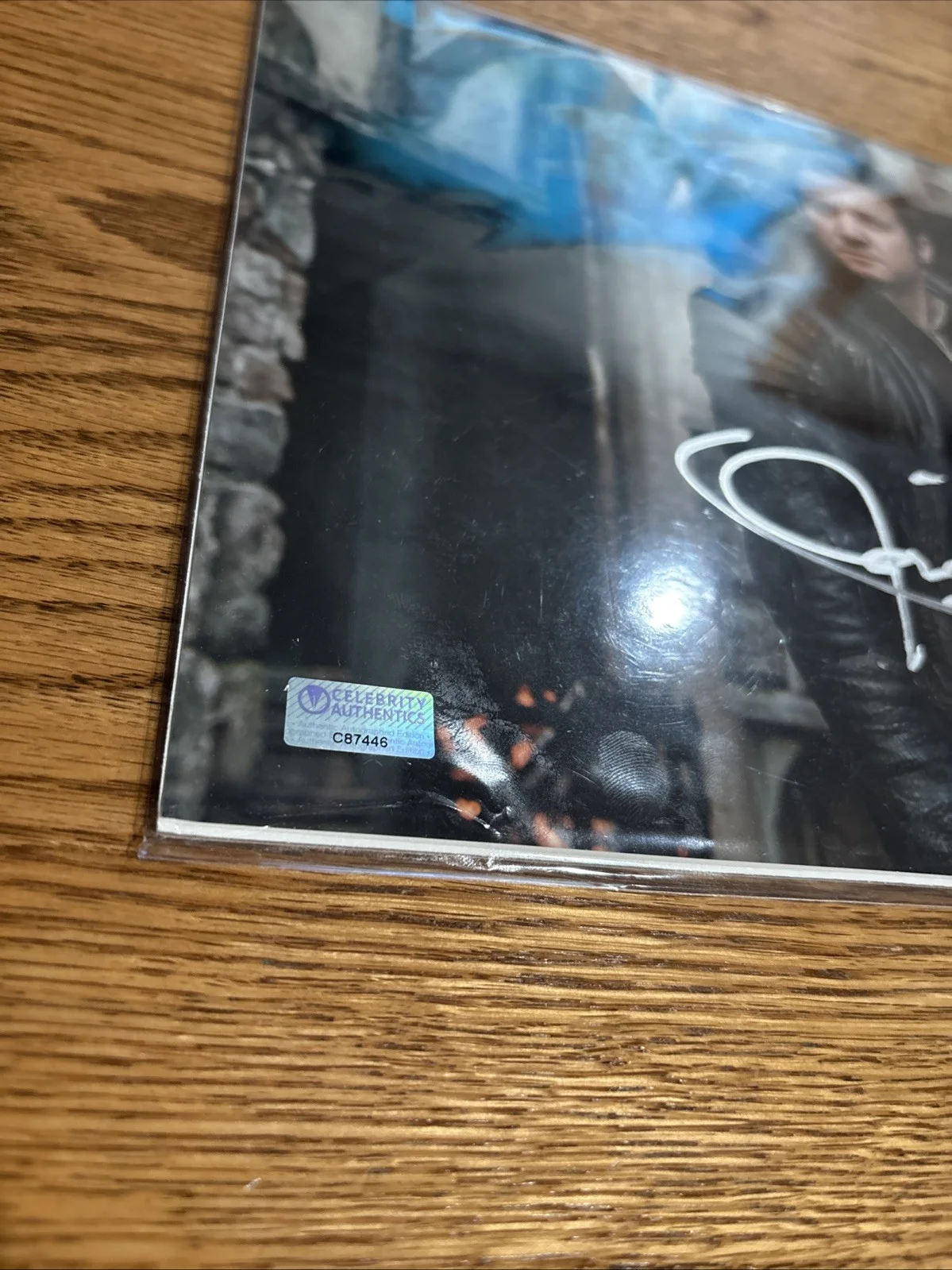 Jeremy Renner — JEREMY RENNER signed 8x10 HANSEL & GRETEL photo Auto Celebrity Authentics COA, image 2