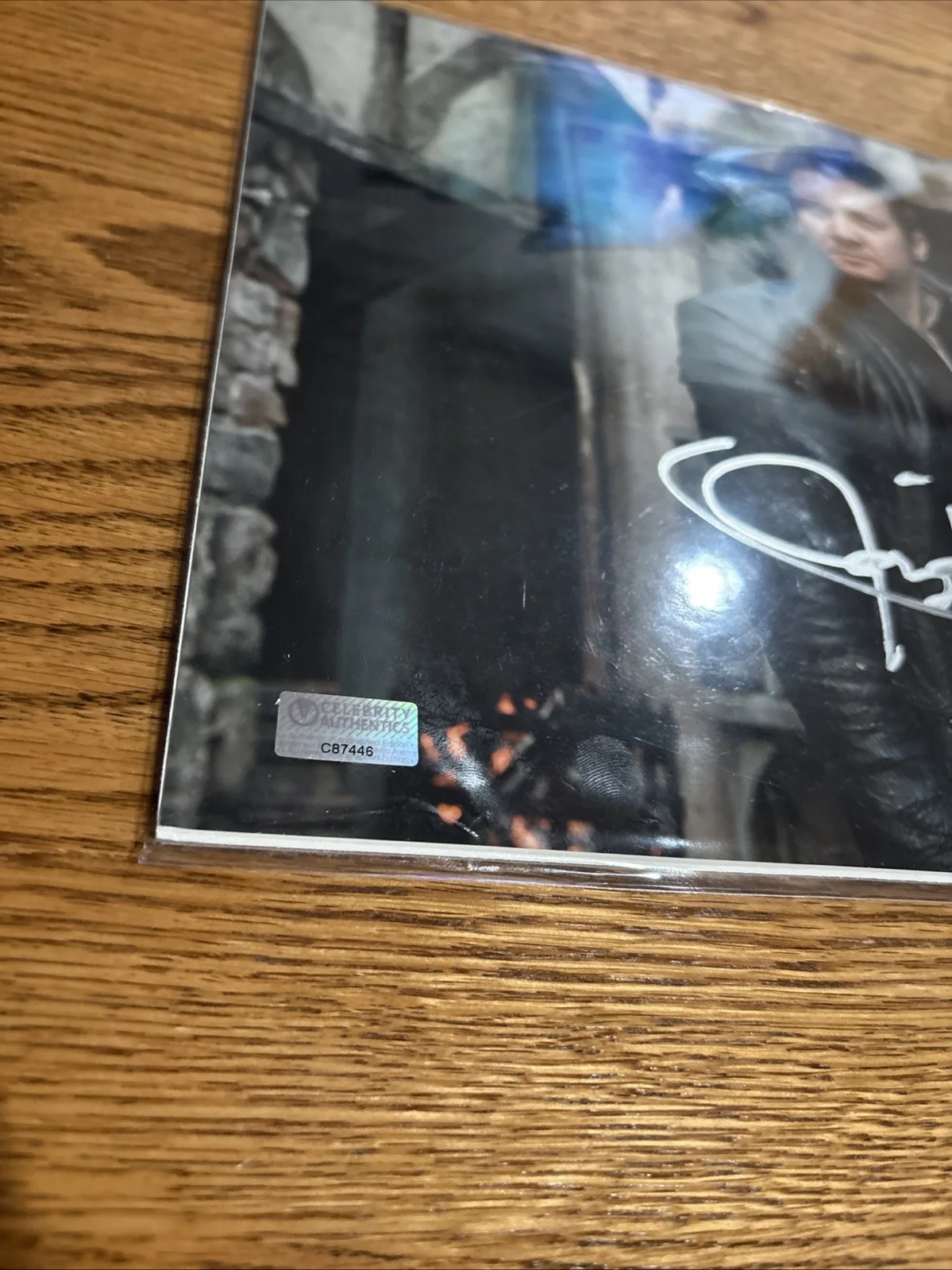 Jeremy Renner — JEREMY RENNER signed 8x10 HANSEL & GRETEL photo Auto Celebrity Authentics COA, image 3