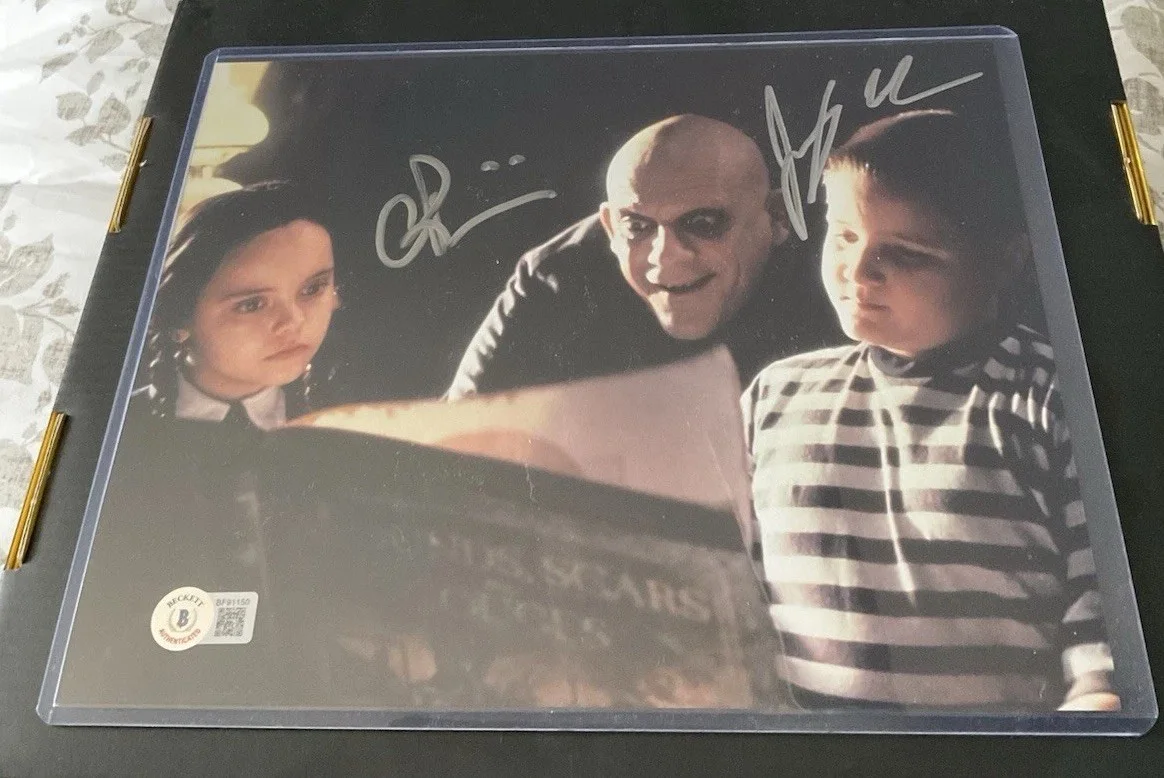 Christina Ricci & Jimmy Workman Signed Addams Family 8x10, изображение 2